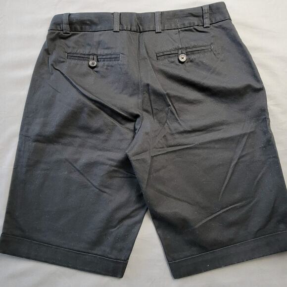 Banana Republic Black Shorts Low Rise Bermuda Classic Flat Front Women's Size 4 - Picture 2 of 10